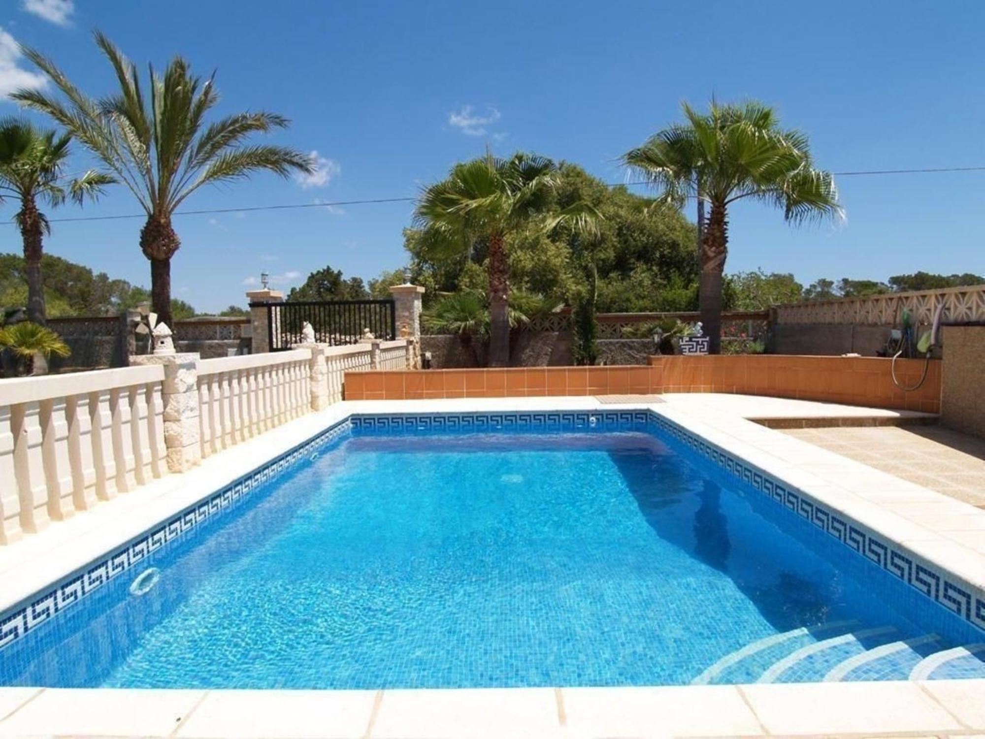 Mit Privatpool Fuer 6 Personen Ca 90 M In Cala Santanyi, Balearen Mallorca