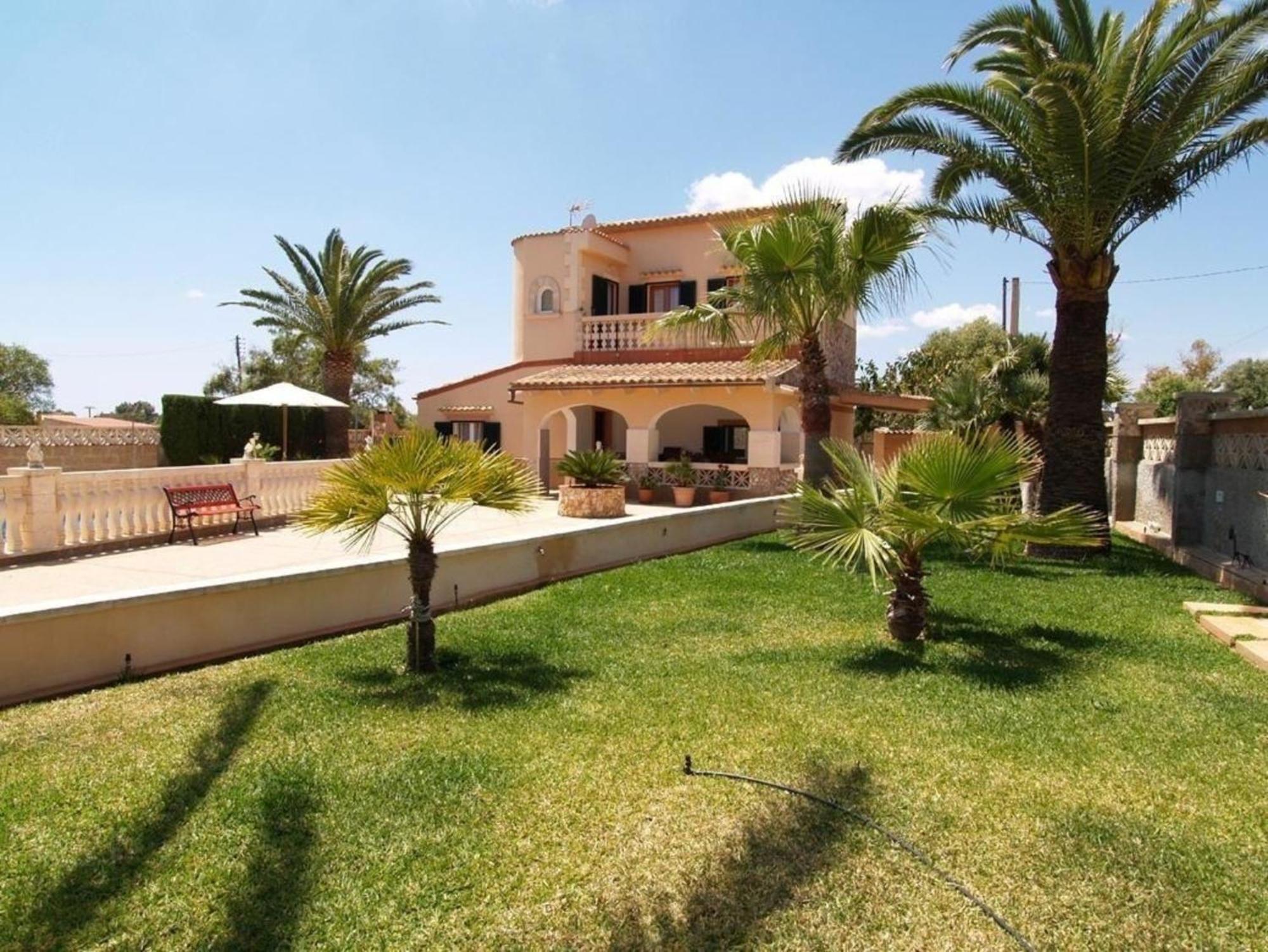 Mit Privatpool Fuer 6 Personen Ca 90 M In Cala Santanyi, Balearen Mallorca Santanyí